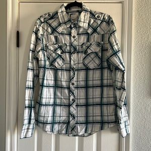 BKE long sleeve button down. Medium. Great condition.